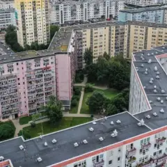 Ile kosztuje metr kwadratowy mieszkania w bloku? Ceny w Polsce 2025