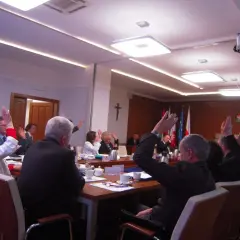 Ile zarabia radny osiedla? Zaskakujące różnice w wynagrodzeniach
