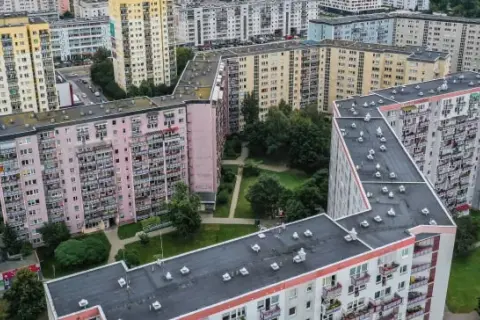 Ile kosztuje metr kwadratowy mieszkania w bloku? Ceny w Polsce 2025