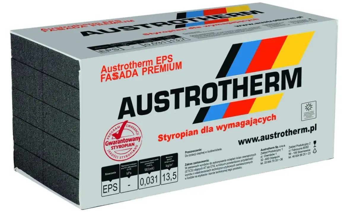 Opakowanie styropianu Austrotherm EPS Fasada Premium, przeznaczone do izolacji cieplnej.