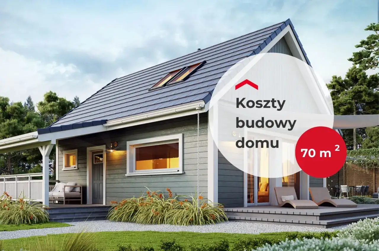 Nowoczesny, szary dom z werandą i tarasem, z tekstem "Koszty budowy domu 70 m²".