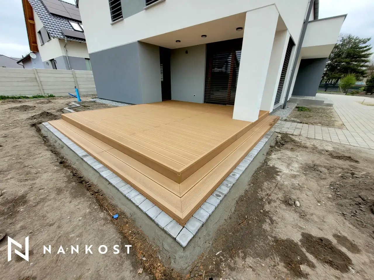 Nowy taras wentylowany, idealny do Twojego ogrodu. Sprawdź naszą atrakcyjną cenę za m2!