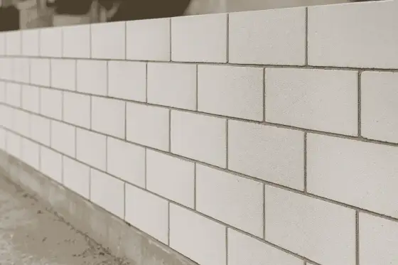 Cegła, silikat, beton komórkowy - Co wybrać na ściany?